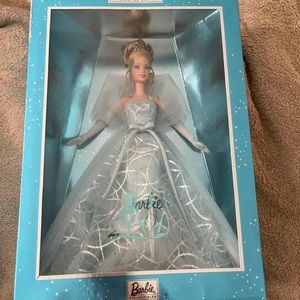 2001 Holiday Barbie